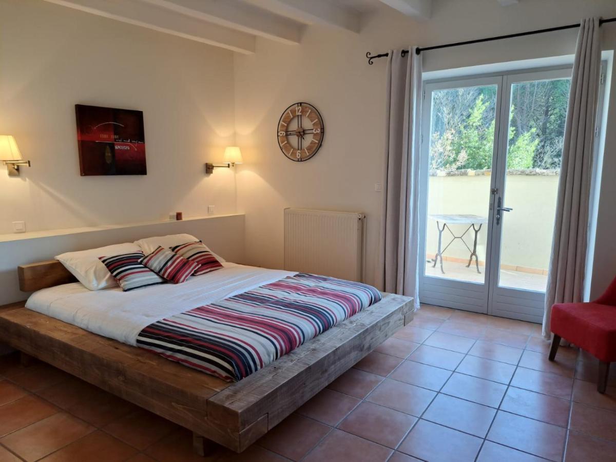 Hotel Restaurant Clos Des Sullys Montclus  Εξωτερικό φωτογραφία