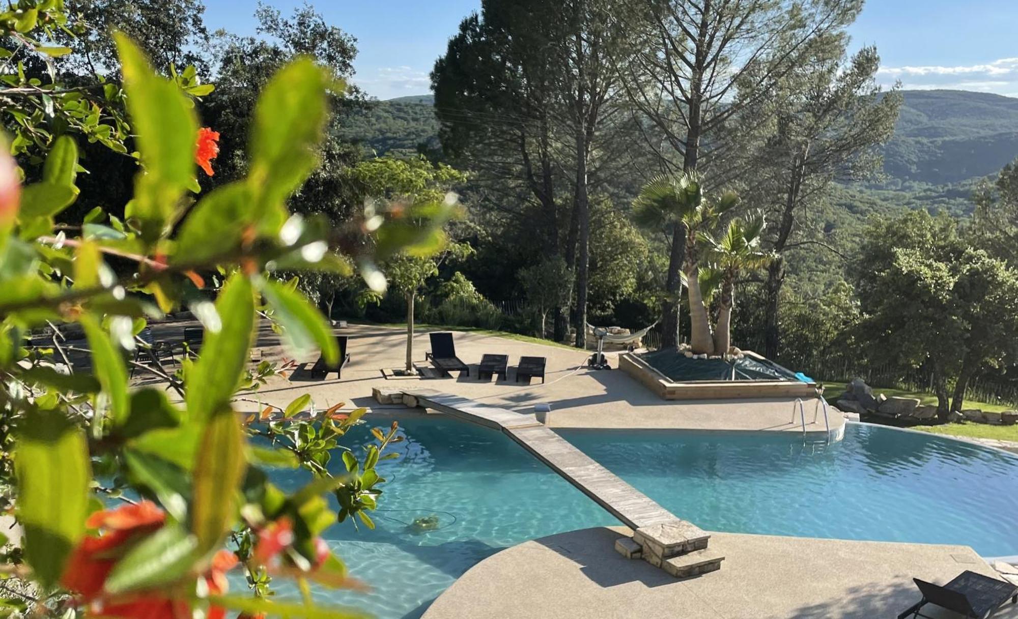 Hotel Restaurant Clos Des Sullys Montclus  Εξωτερικό φωτογραφία