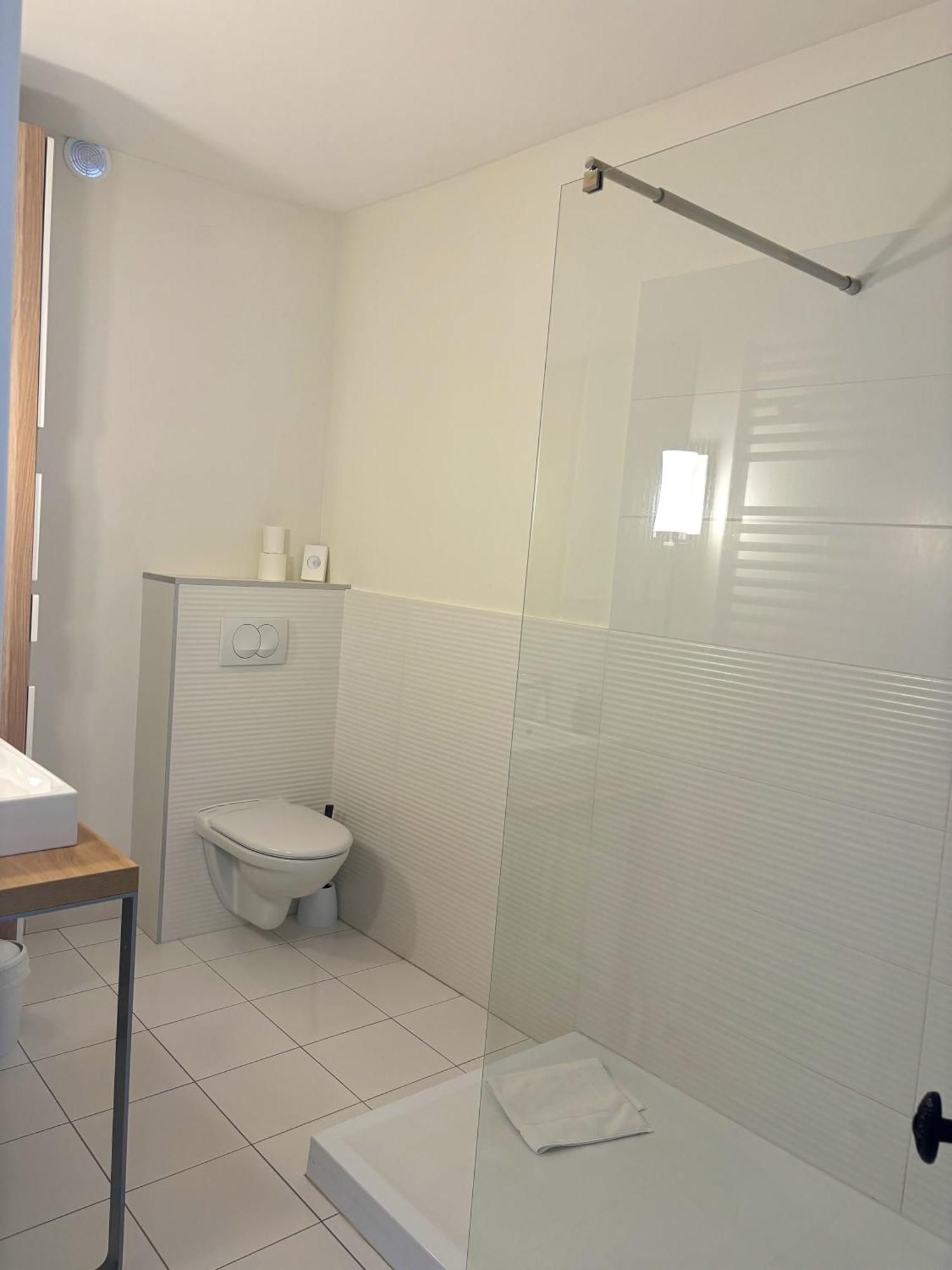 Hotel Restaurant Clos Des Sullys Montclus  Εξωτερικό φωτογραφία